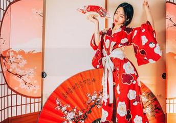 果团网 – 轻松一拍，龚玥菲展现天使全集：这气质，有点绝了