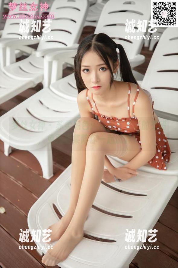 梦丝女神 - 苏柔黑色：深邃与光影的交错，免费图集陪你一起沉醉！
