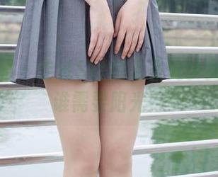 森萝财团 – 走进Sia的无圣光少女图集，谁需要阳光？