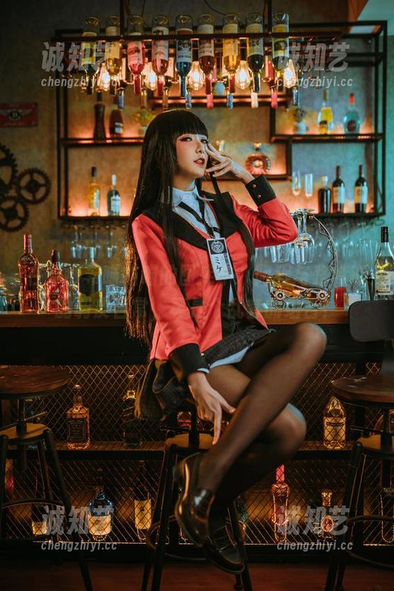 在源纱希喵喵喵的图库中，阿狸与路特斯的调皮日常，真是个乱套的组合！