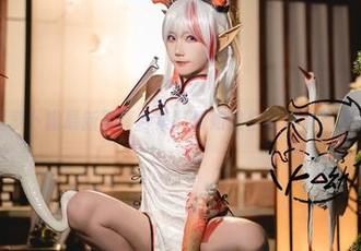 狐萝卜呦最新写真合集:姐姐教你如何优雅迷人