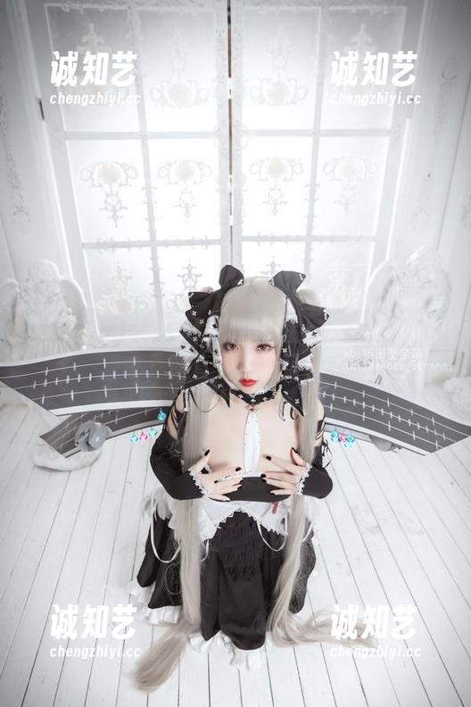 猫田圣奈奈：丝袜加持下的cos神奇作品，简直是太狗了！