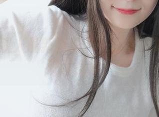 白银81双人最新资源：一起看她如何化身双面女神。