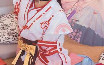 神乐坂真冬的厨娘：原图免费放送，谁还需要买图？