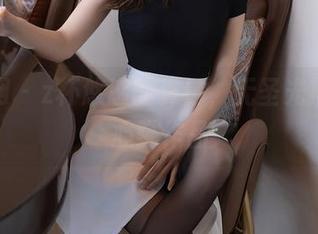 秀人网 – z杯悠悠的夏日，无圣光捕捉的心跳作品