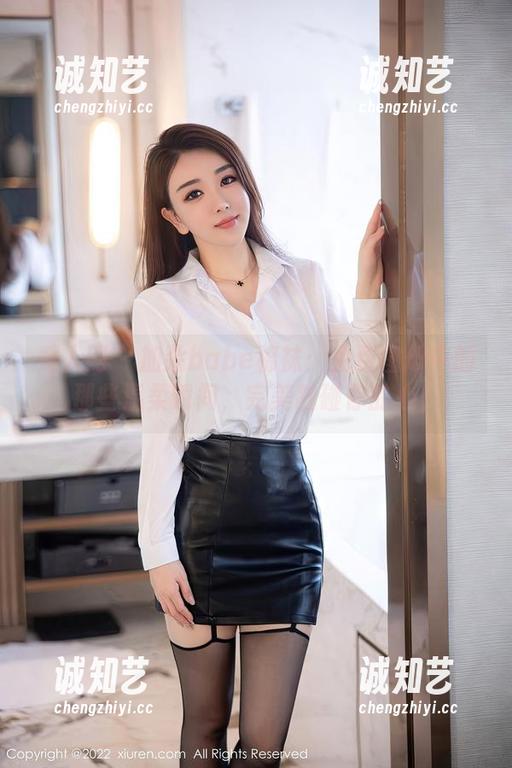 秀人网-加朵babe 秀人网 - 加朵babe棉袜:免费图册中的那些温柔瞬间,完美触碰你的心!