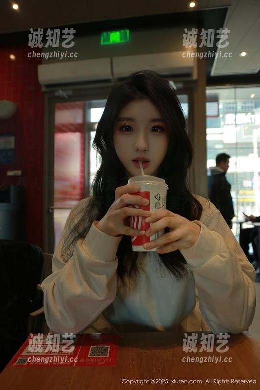 秀人网 - 小热巴连衣裙合集：你以为只有花仙子能穿得如此美？