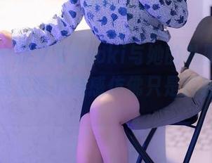 秀人网 – 林文文yooki与她的礼服写真全套，感受温暖的触感仿佛只是轻轻的呼吸。
