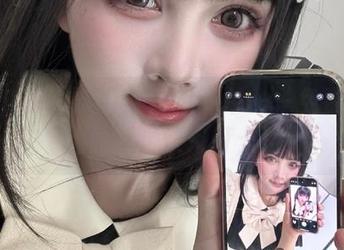 秋山AkI：这日常真不简单——免费美图随便逛，快来打卡！