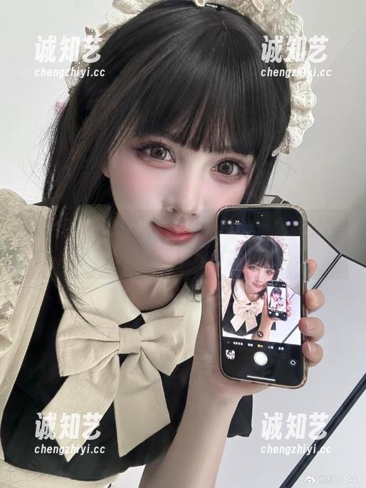 秋山AkI：这日常真不简单——免费美图随便逛，快来打卡！