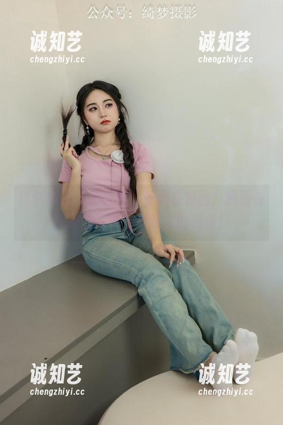绮梦摄影 - 那些年，她们在校园：丽丽在线高清写真，炸裂你的视觉！