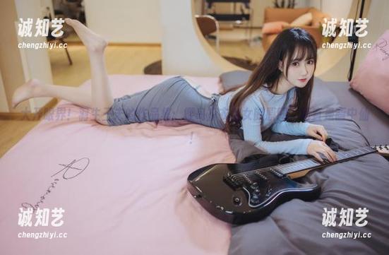 大开眼界！羽生三未的作品集：樱岛麻衣兔女郎原图，简直是画中仙！