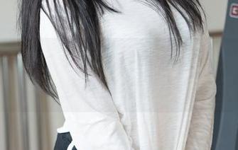 花漾show – Cris_卓娅祺红裙图集，漫步在梦的边缘