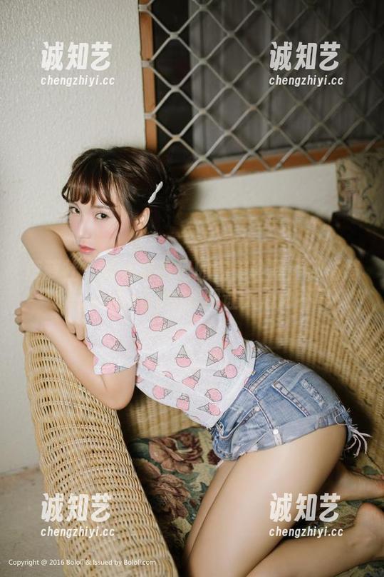 菠萝社-柳侑绮Sevenbaby 菠萝社 - 扑克牌日记的完美诠释:柳侑绮Sevenbaby的美图让人心动不已