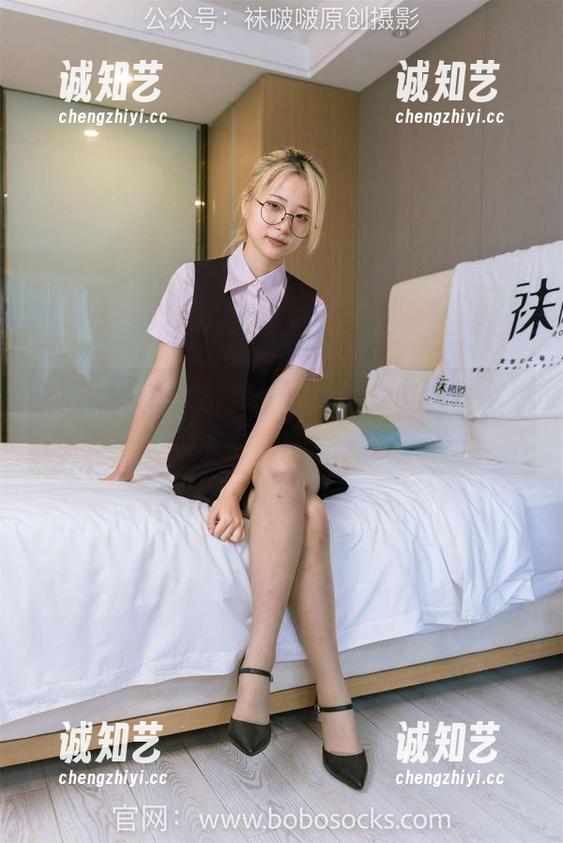 袜啵啵 - 甜甜圈与她的长腿：一次全套下载，绝对让你心跳