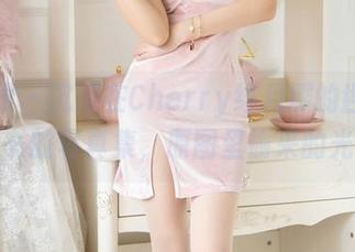 语画界 – 沉浸在Cherry绯月樱的世界：看秘书的写真集，原图里偷来的光芒！