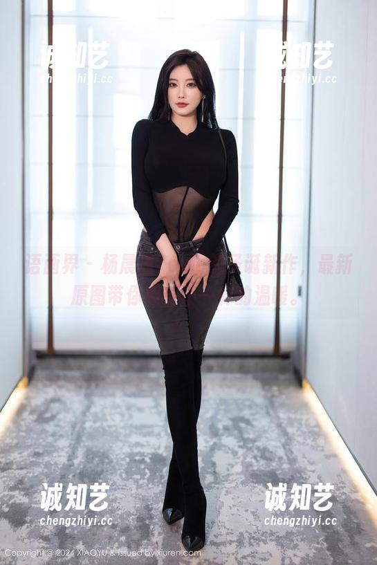 语画界 - 杨晨晨Yome的圣诞新作，最新原图带你感受不一样的温暖。