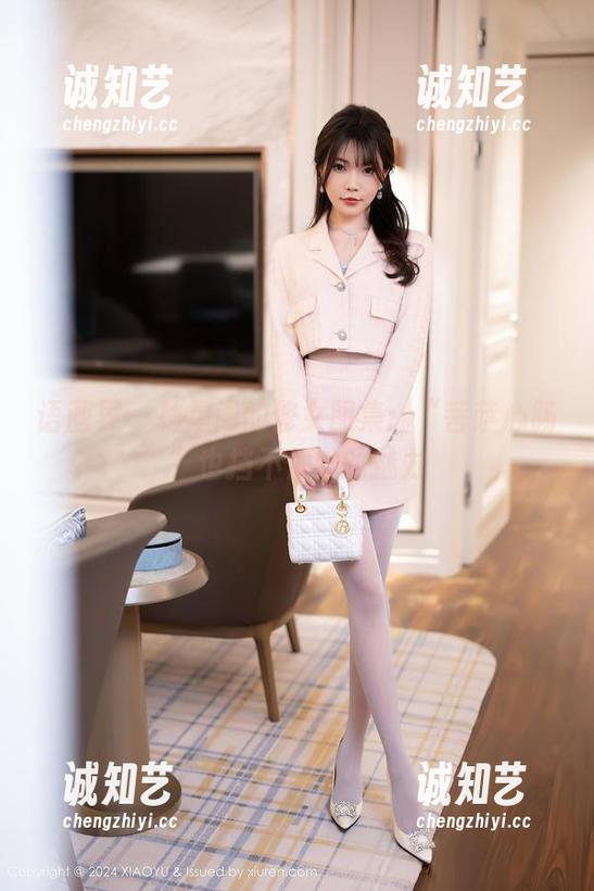语画界-林星阑 语画界 - 林星阑的修女图集:“菩萨心肠”也挡不住她的魅力