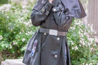 把这个泡泡就是逊啦和玉藻前放在一起,奇妙的写真精选