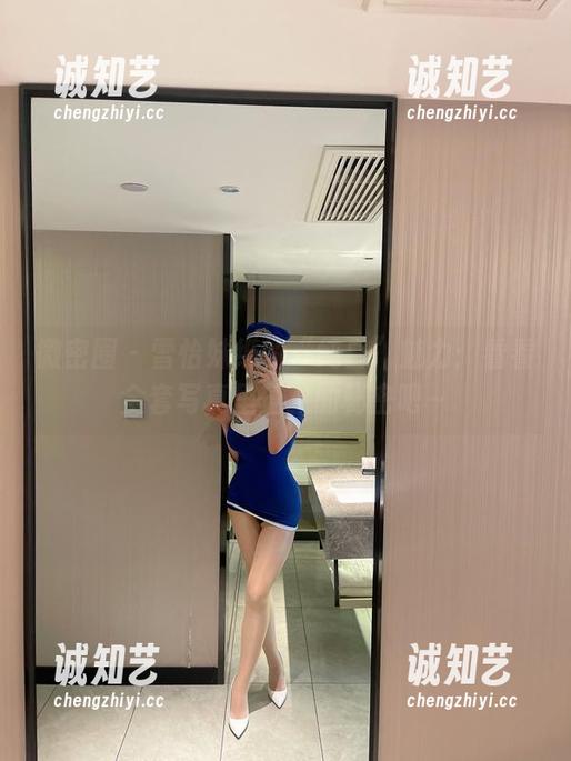 微密圈 - 雪怡妹纸的“纯白”魅力：看看全套写真里蕴藏的秘密吧～