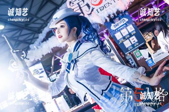 露儿大魔王 短裤和露儿大魔王的美图是绝配,真的是夏季必备啊!