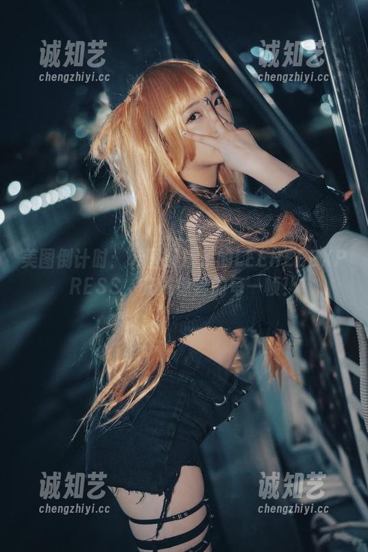 美图倒计时：韩国孙乐乐的LEEHEEEXPRESS，充满惊喜的每一帧！