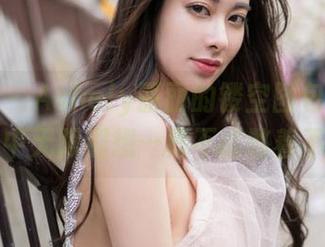 魅妍社 – Ashely丽丽的镂空图包，光影交错中无限遐想…真不能憋着不看！